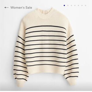 Alex Mill Button-Back Crewneck Sweater in Stripe, Ivory/Dark Navy, Medium